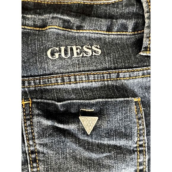 Guess daisy flowers embroidered jeans shorts - Picture 6 of 8